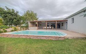 Azaria Guesthouse